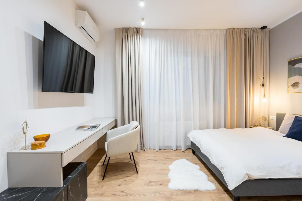 Crystal 3Bdr Apartment In Center Bukares Bagian luar foto