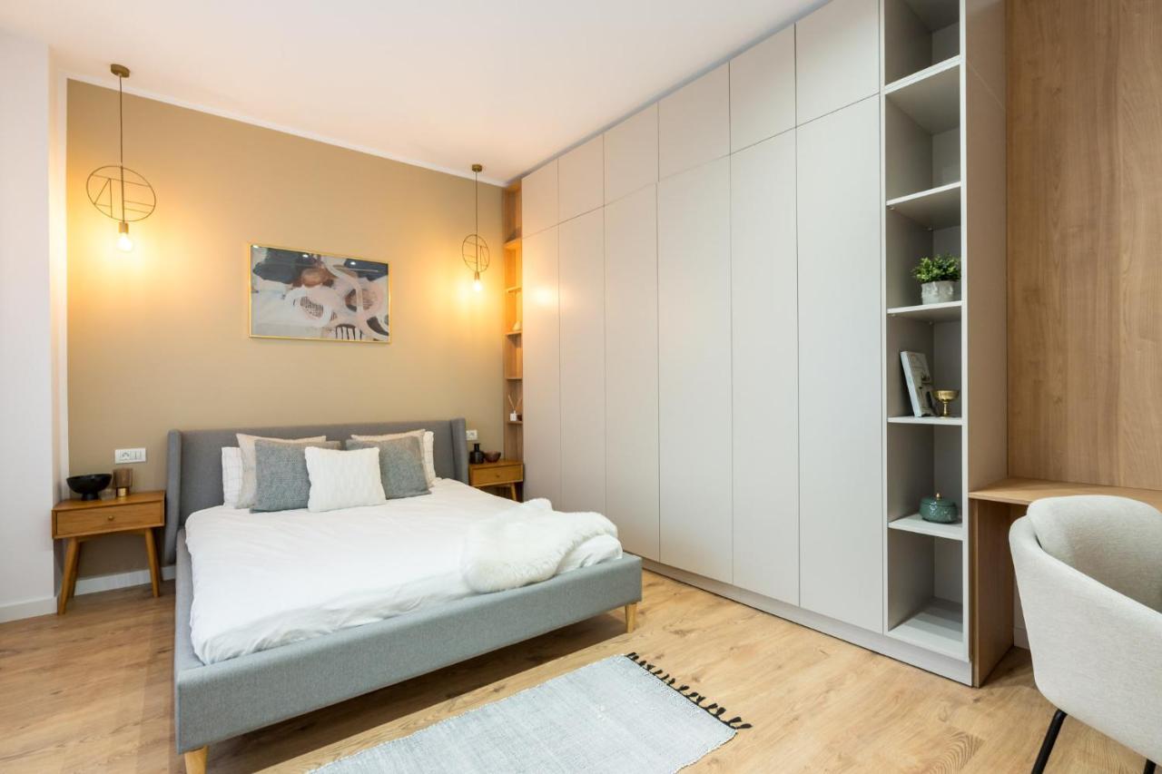 Crystal 3Bdr Apartment In Center Bukares Bagian luar foto