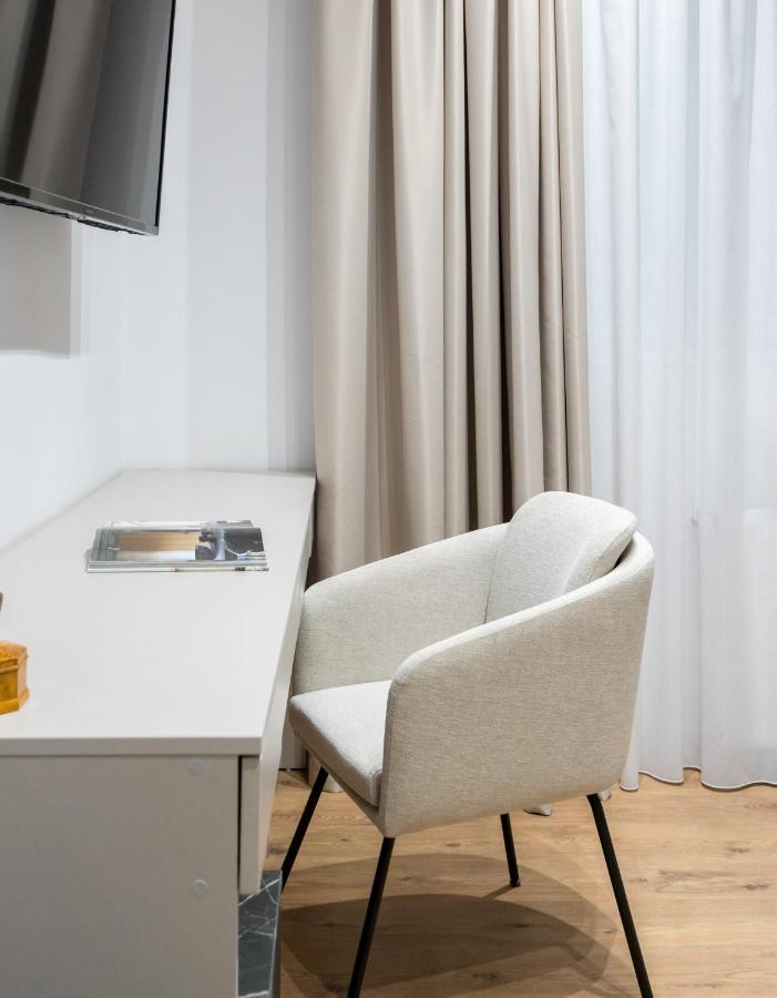 Crystal 3Bdr Apartment In Center Bukares Bagian luar foto