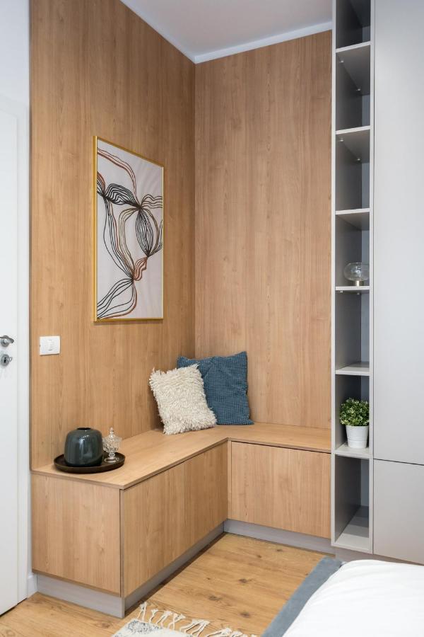 Crystal 3Bdr Apartment In Center Bukares Bagian luar foto